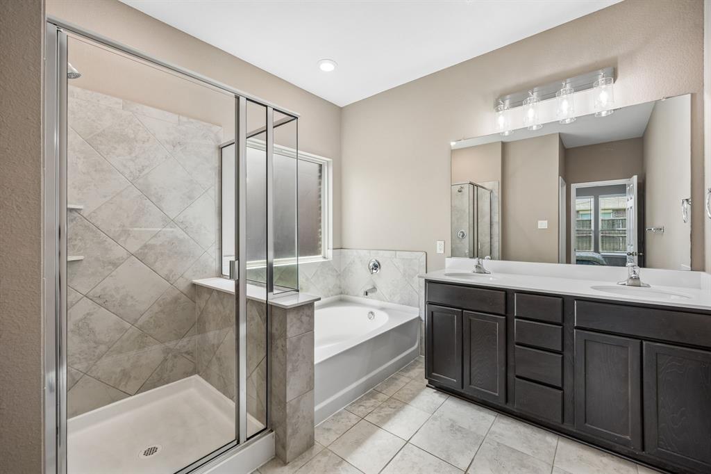 636 Fox View Drive Property Photo 15