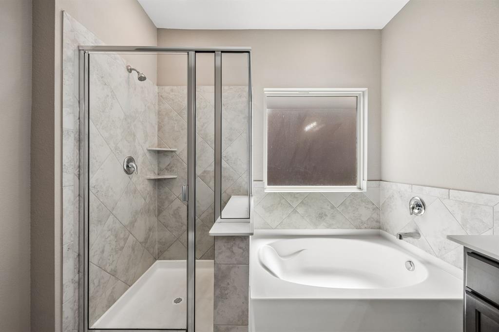 636 Fox View Drive Property Photo 16