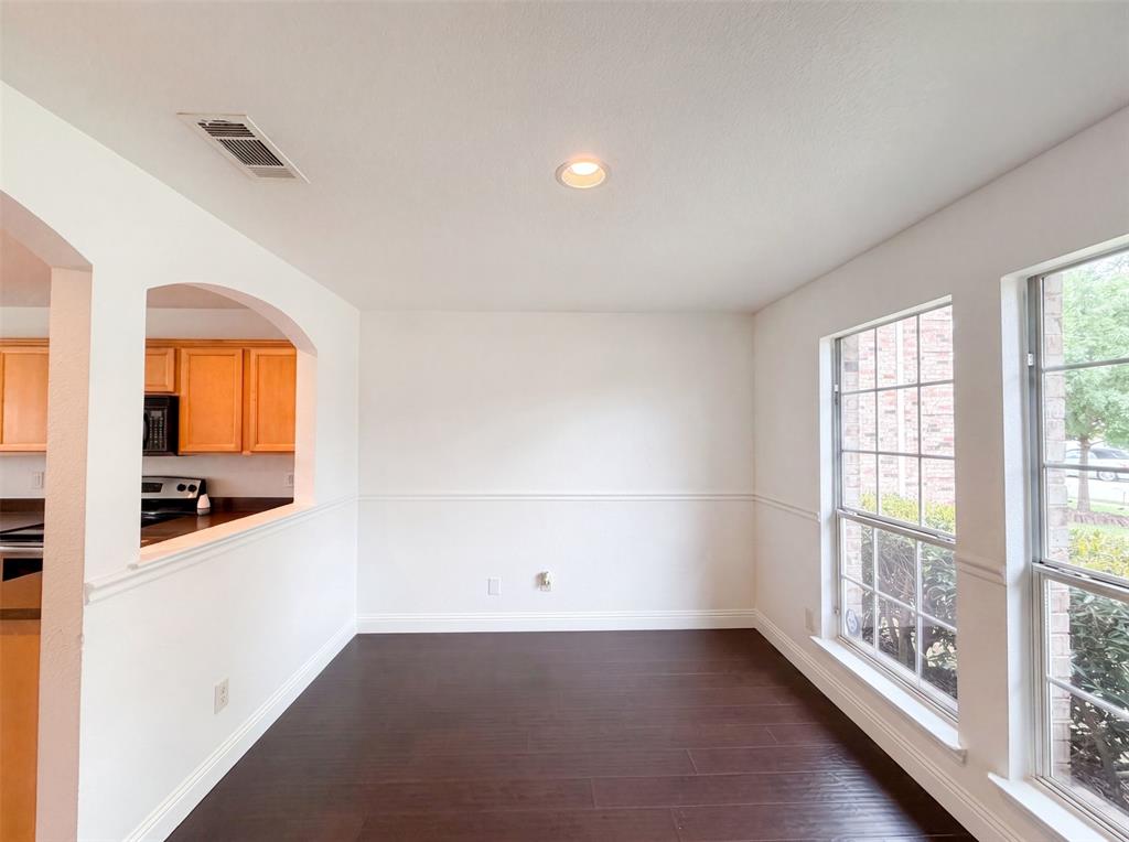 10428 Turning Leaf Trail Property Photo 6