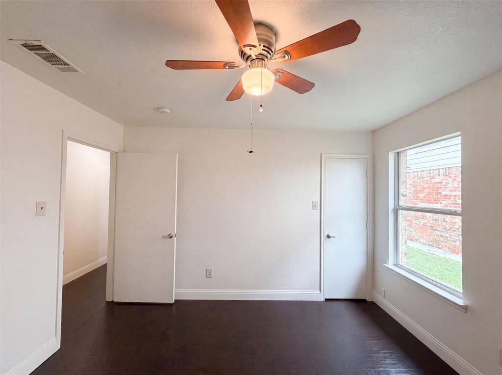 10428 Turning Leaf Trail Property Photo 15