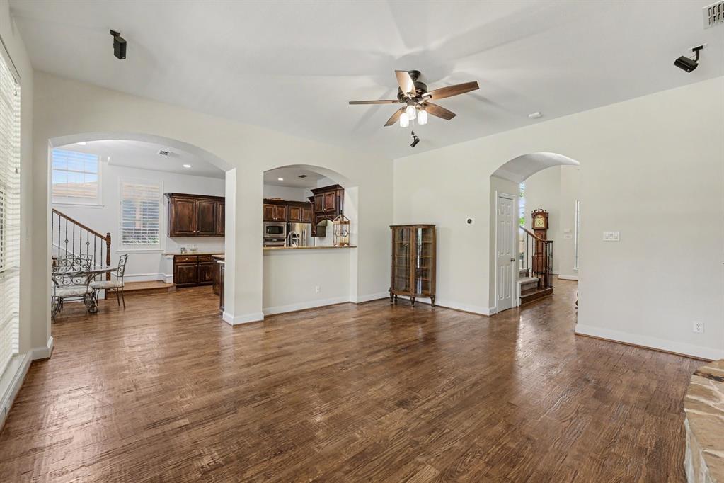 1825 Marshall Drive Property Photo 6