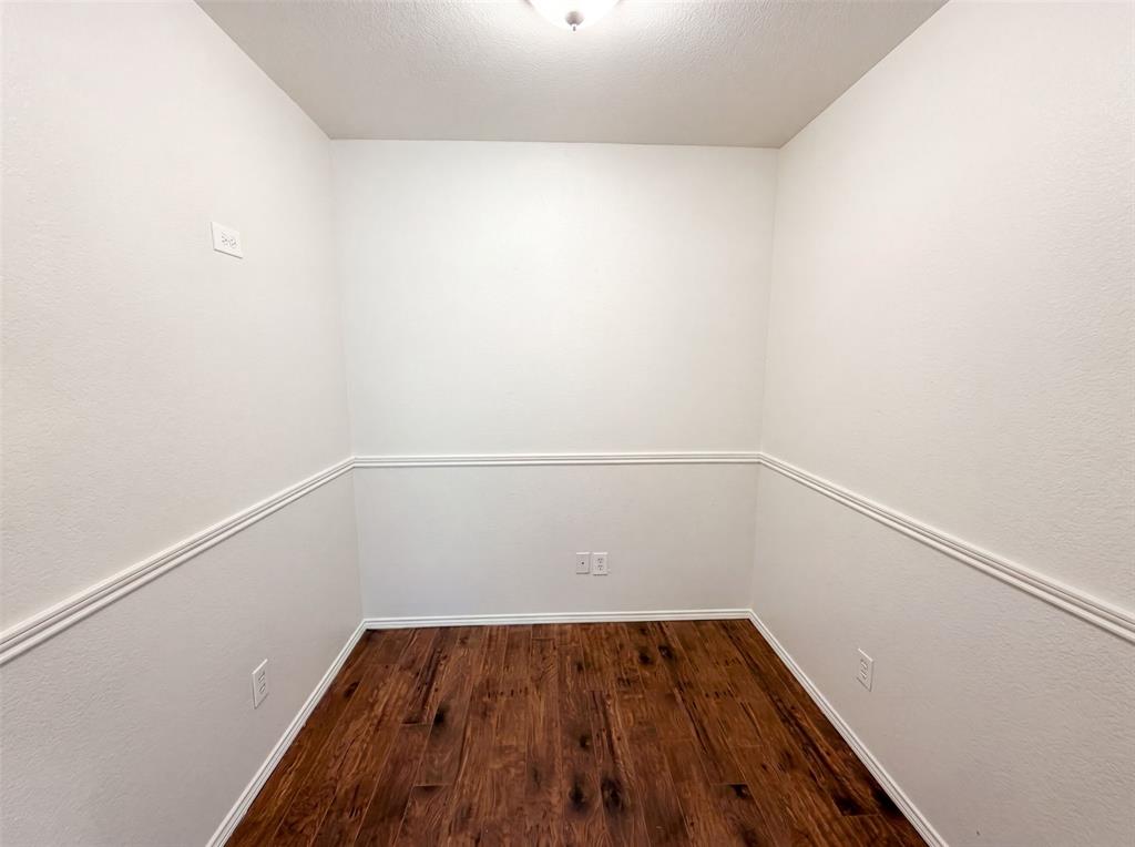 1618 Hillside Drive Property Photo 10