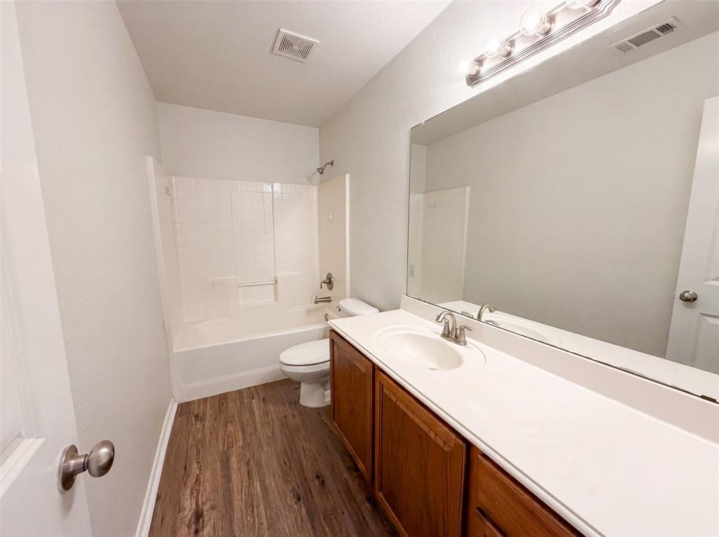 1618 Hillside Drive Property Photo 13