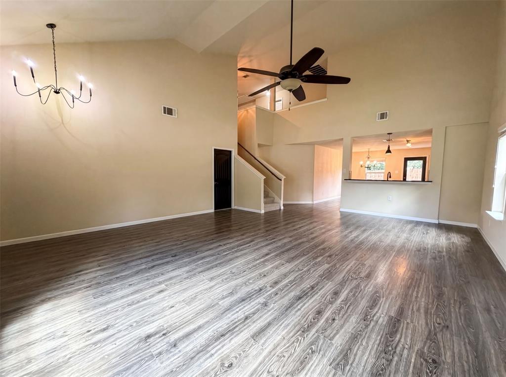 1404 Claire Lane Property Photo 3