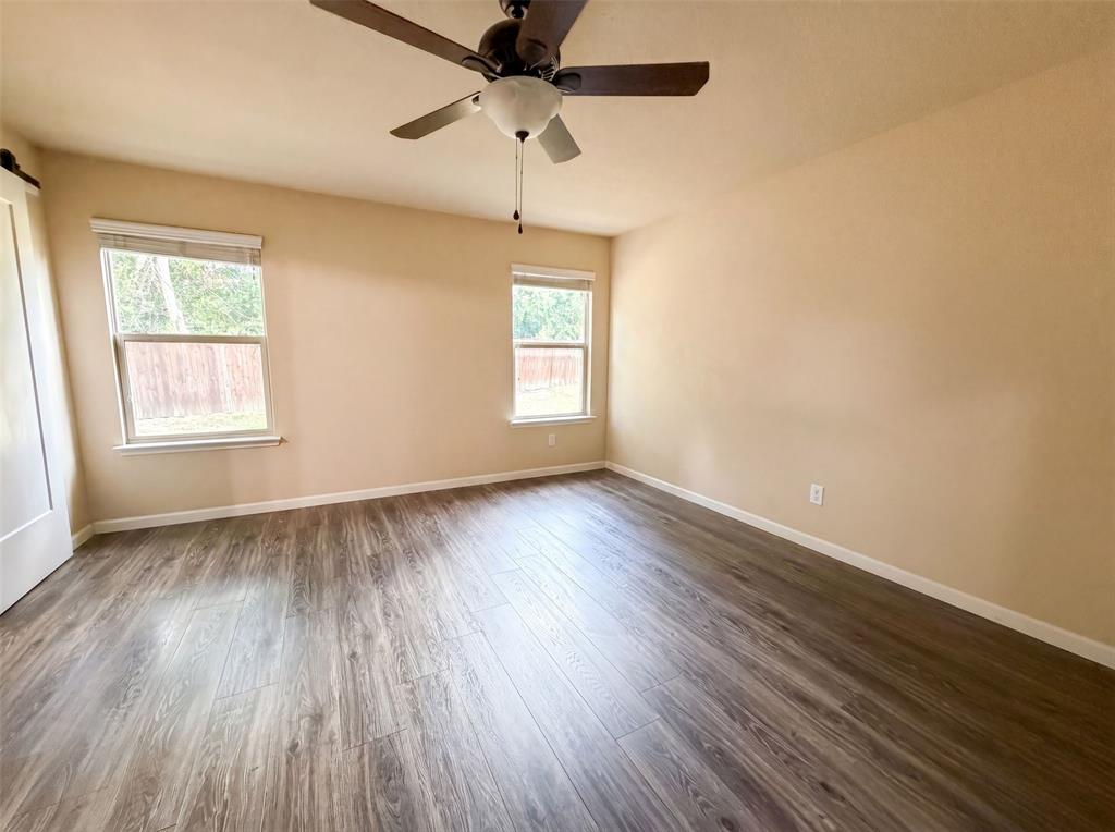 1404 Claire Lane Property Photo 4