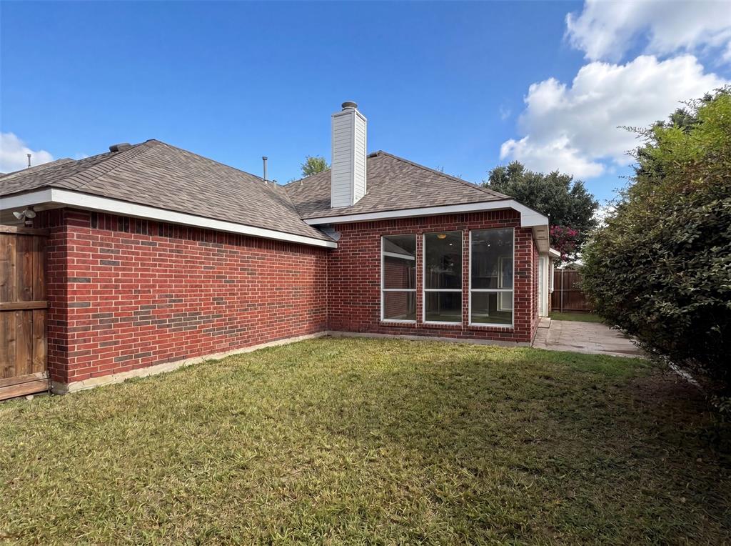 1441 Forest Oaks Court Property Photo 5