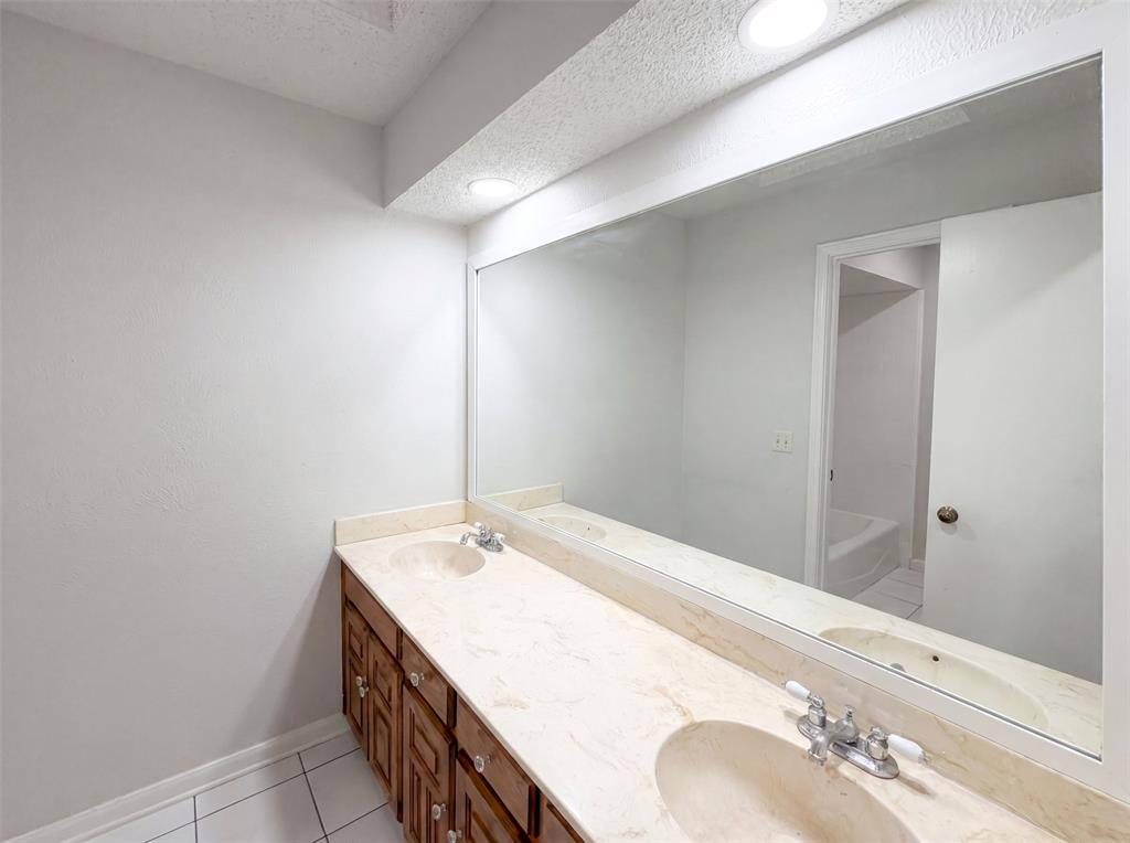 1604 Danube Lane Property Photo 11