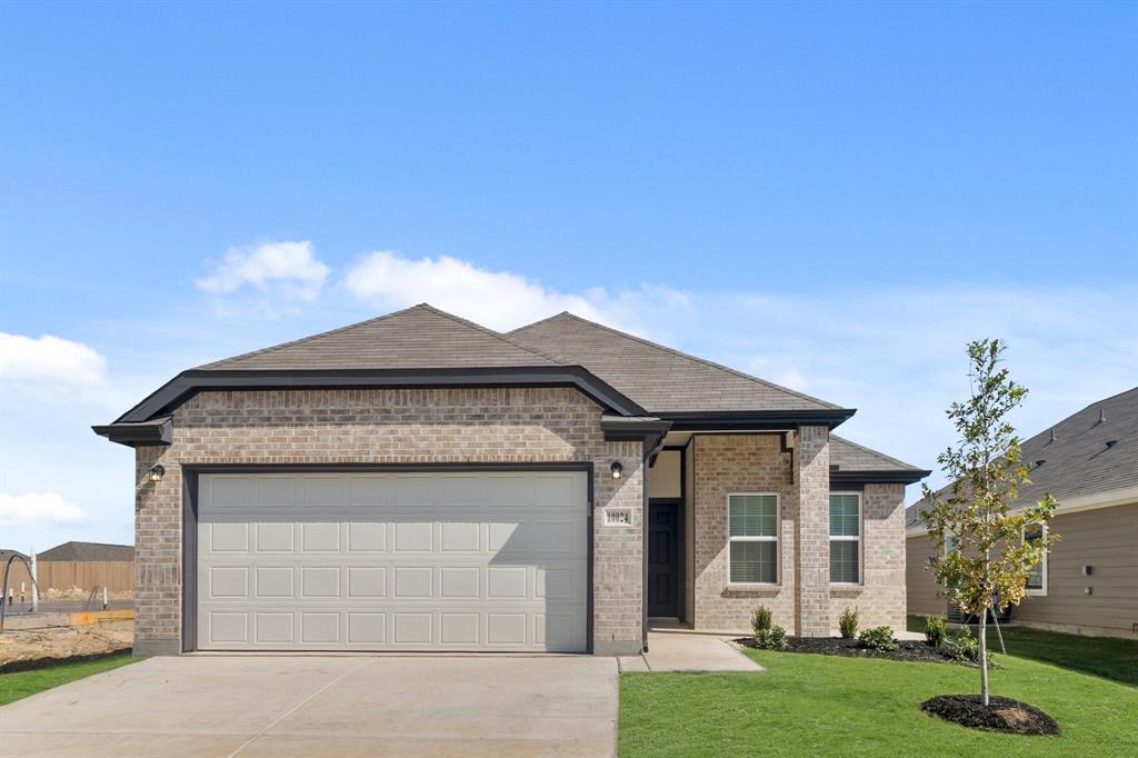10024 Freighter Trail Property Photo 1
