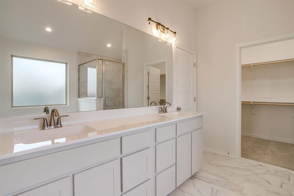 6913 Trail Rock Drive Property Photo 22
