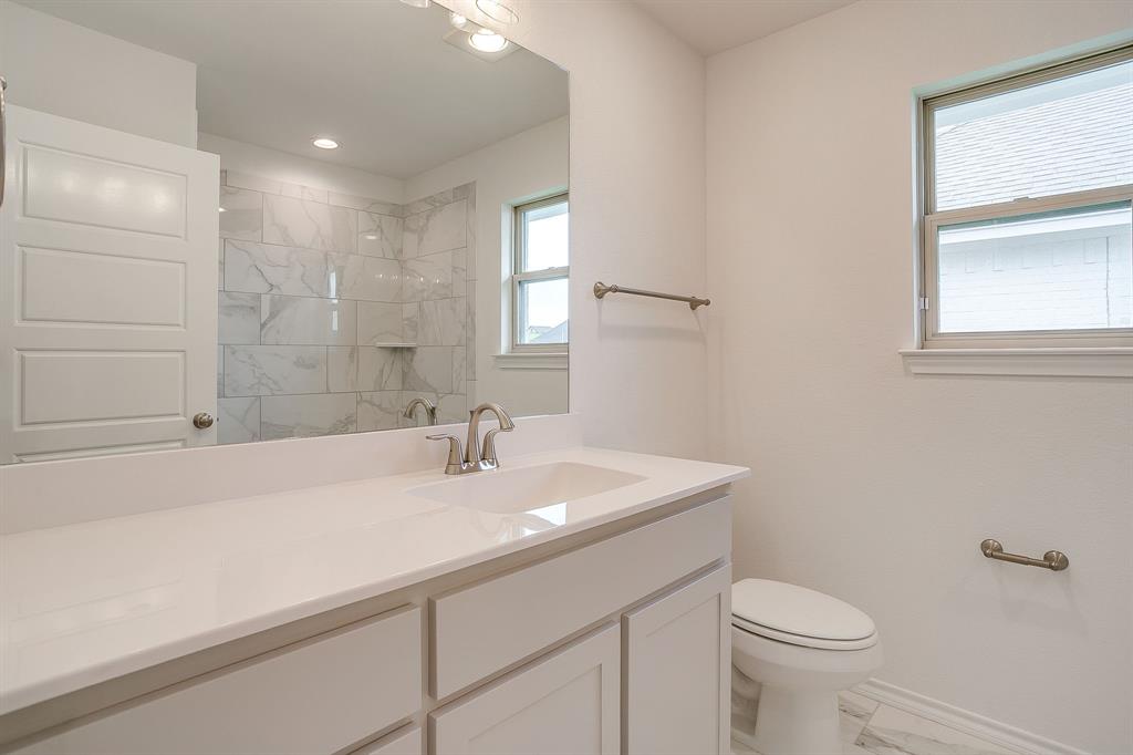 6913 Trail Rock Drive Property Photo 29