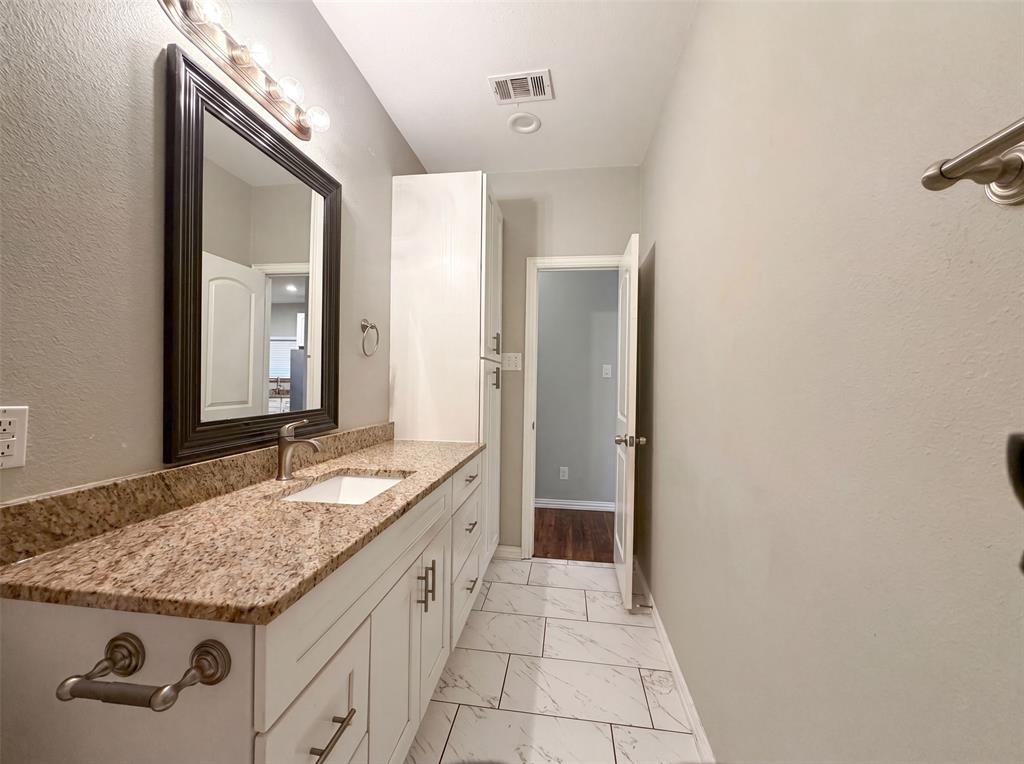 619 E Arlington Avenue Property Photo 11