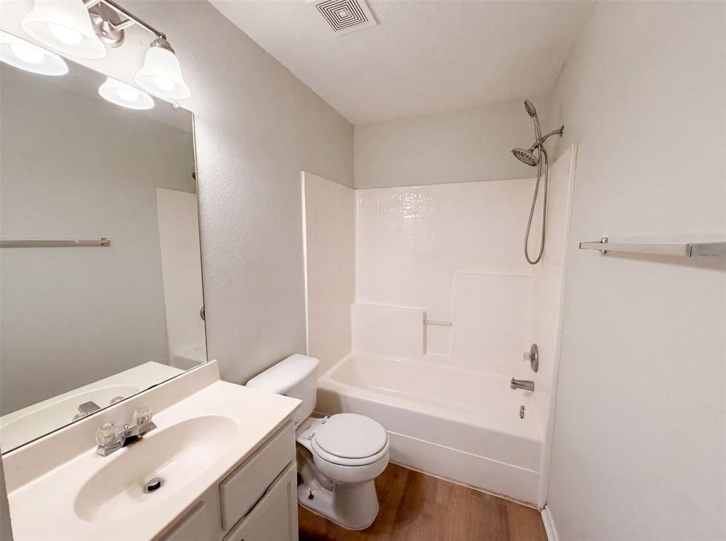 2026 Cardinal Lane Property Photo 19