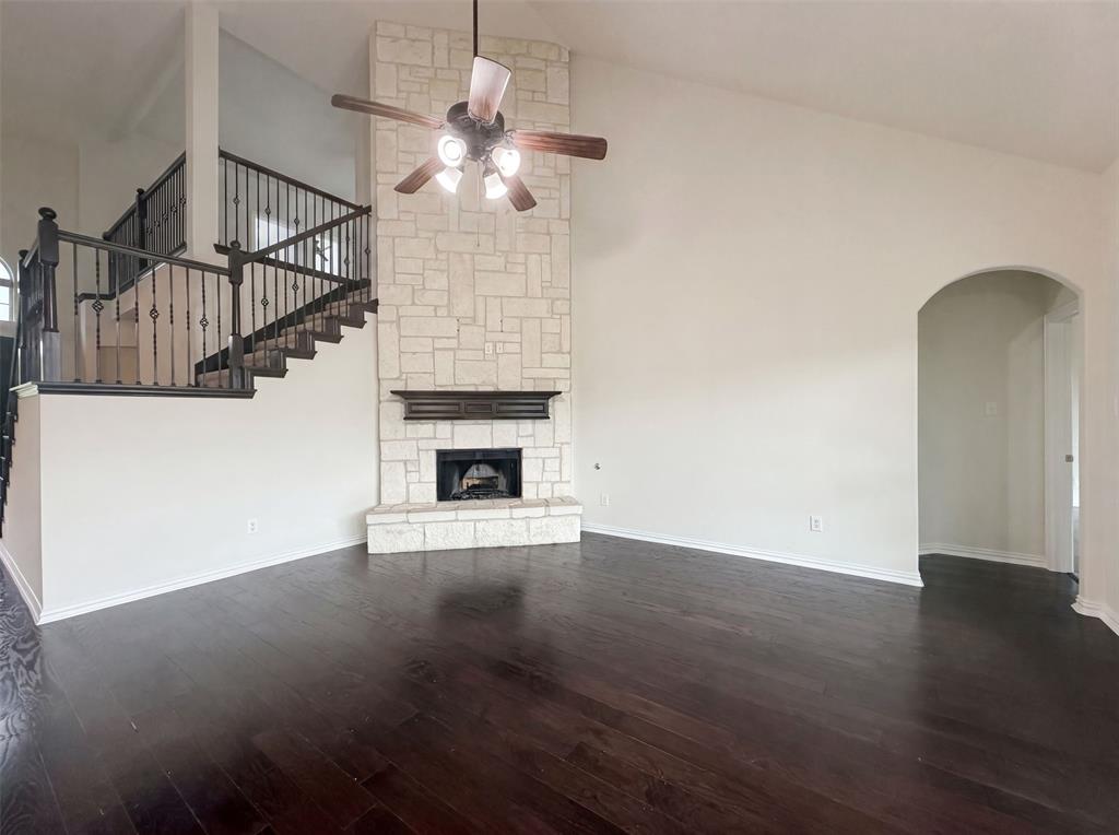 1421 Caruth Lane Property Photo 3