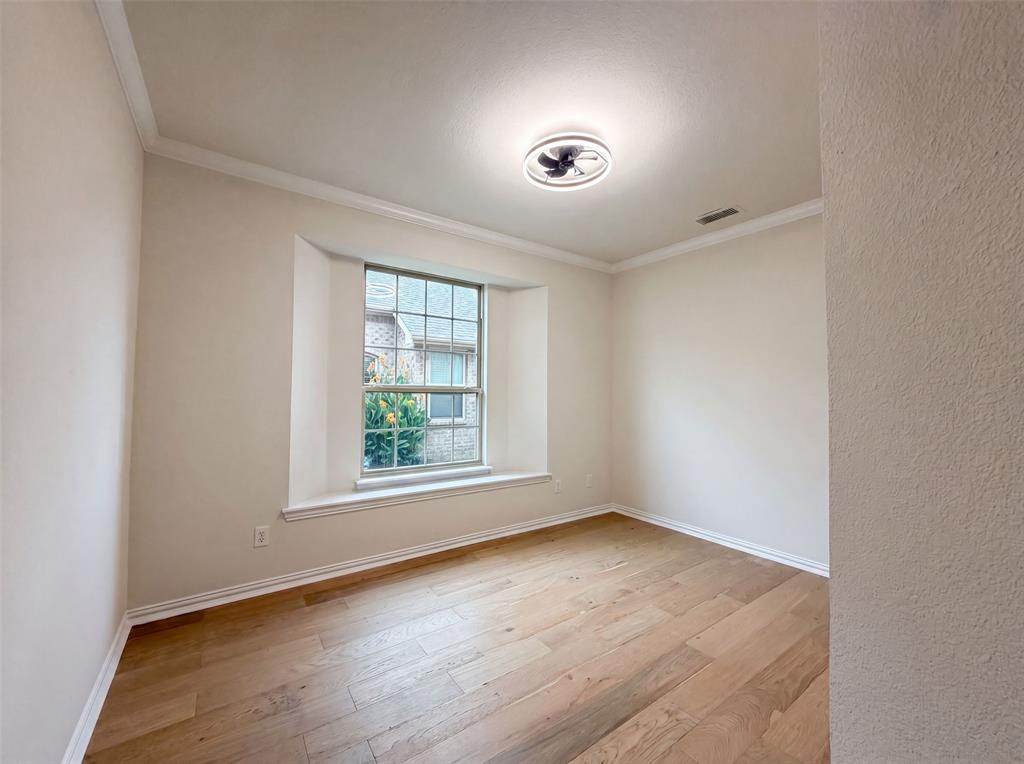 1421 Caruth Lane Property Photo 4