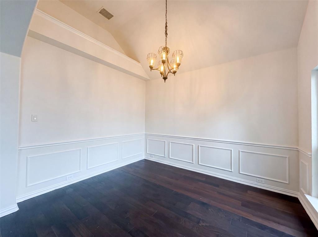 1421 Caruth Lane Property Photo 6