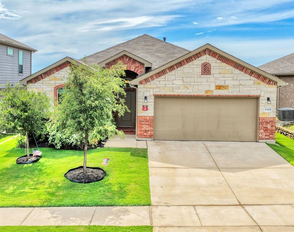 2328 Briscoe Ranch Drive Property Photo 1