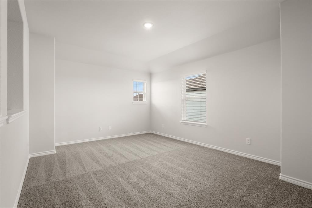7008 Trestle Street Property Photo 12