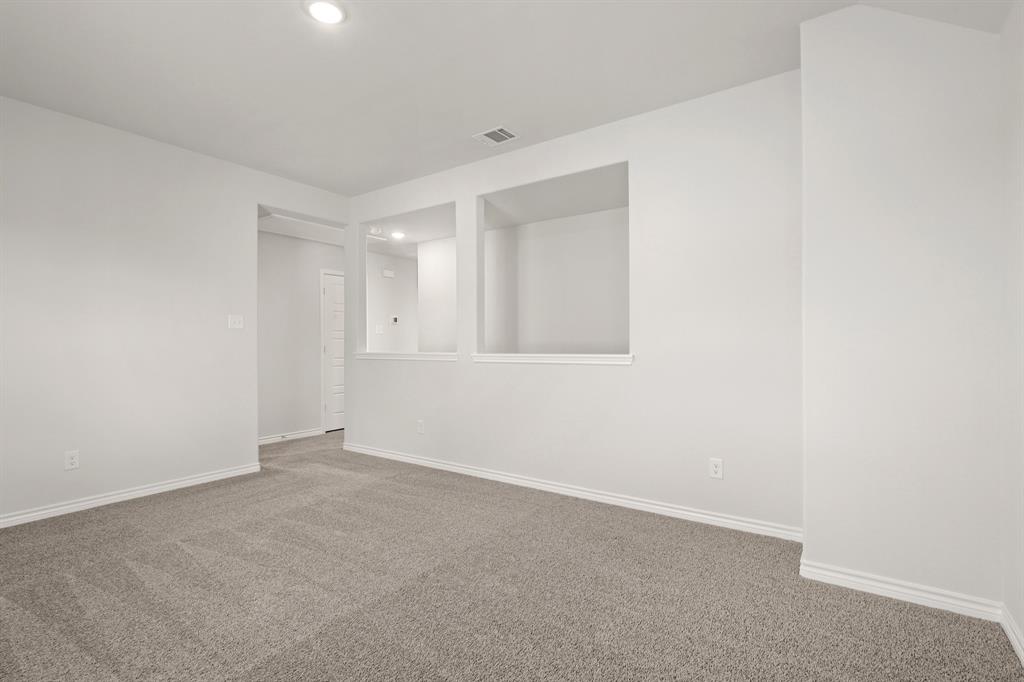 7008 Trestle Street Property Photo 14