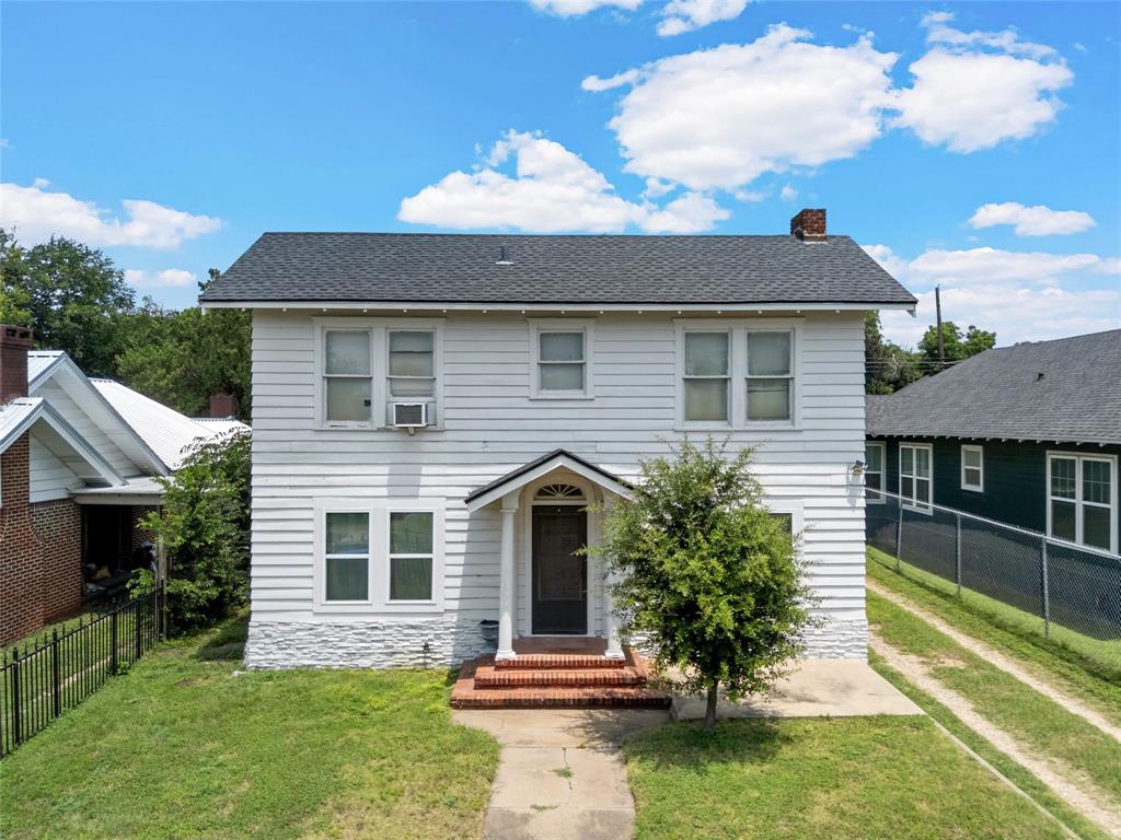 2605 Homan Avenue Property Photo 1