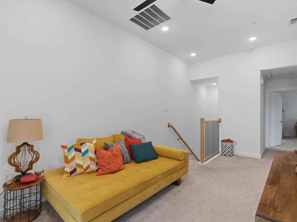 3700 Queen Road Property Photo 17