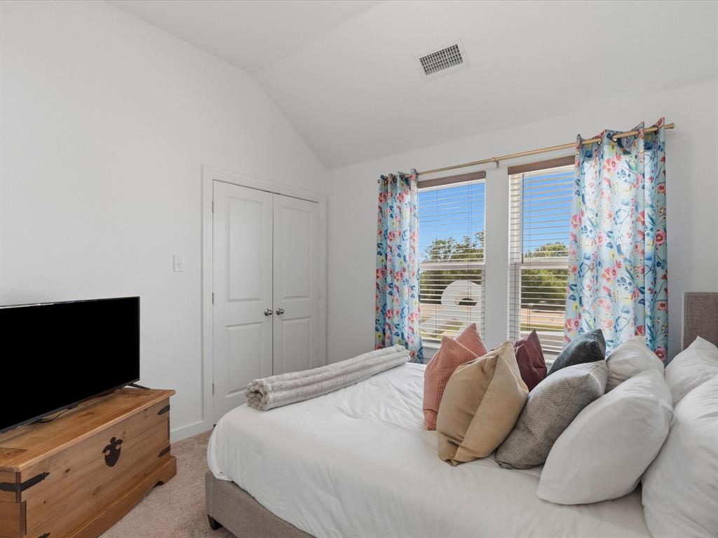 3700 Queen Road Property Photo 18
