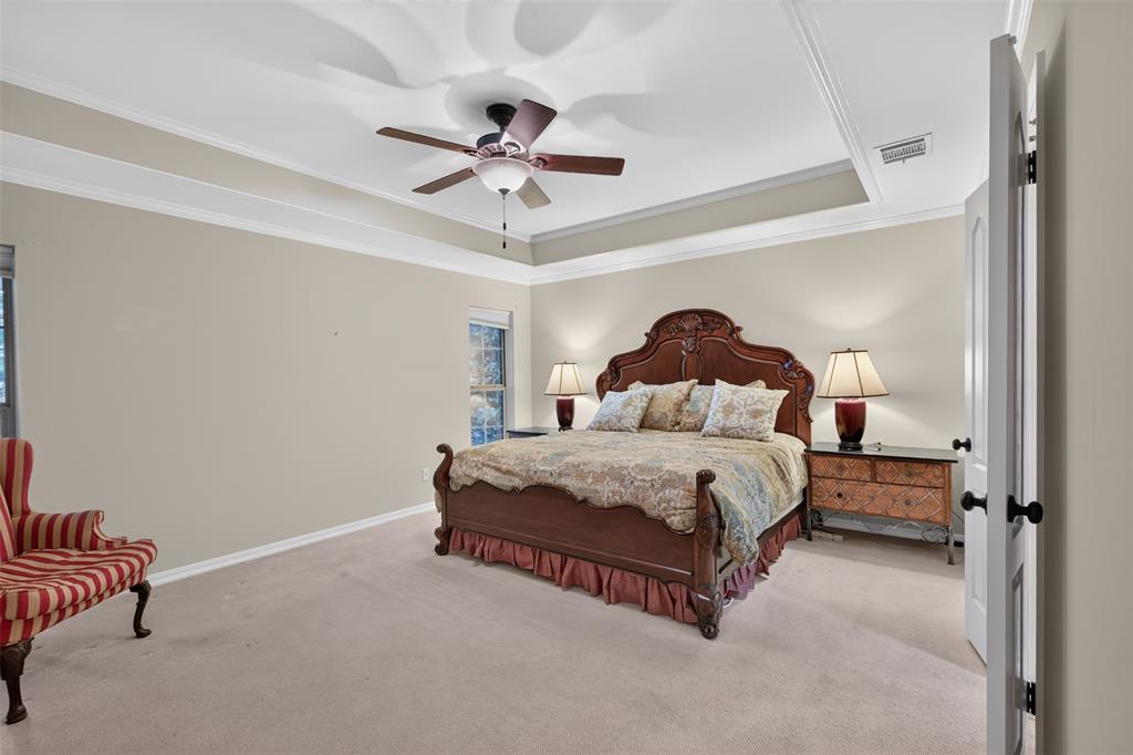323 Oakland Place Property Photo 25