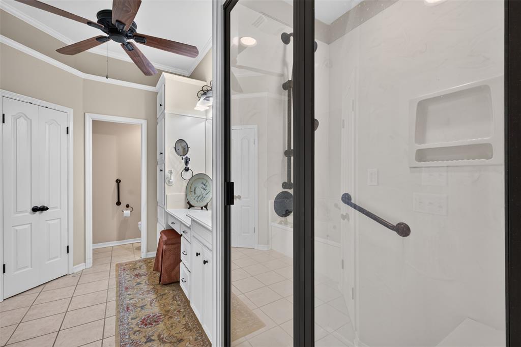 323 Oakland Place Property Photo 28