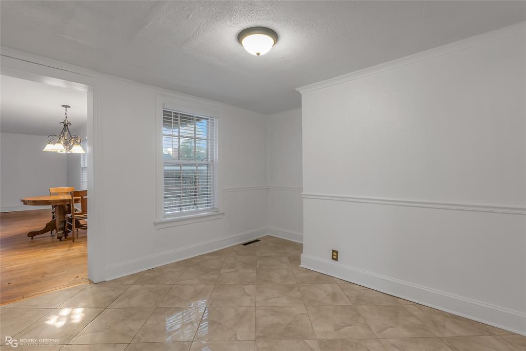 528 Dudley Drive Property Photo 8
