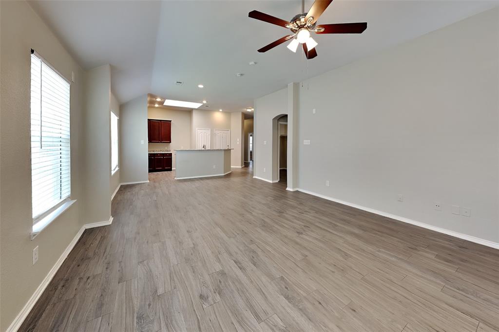 711 Blue Heron Property Photo 2