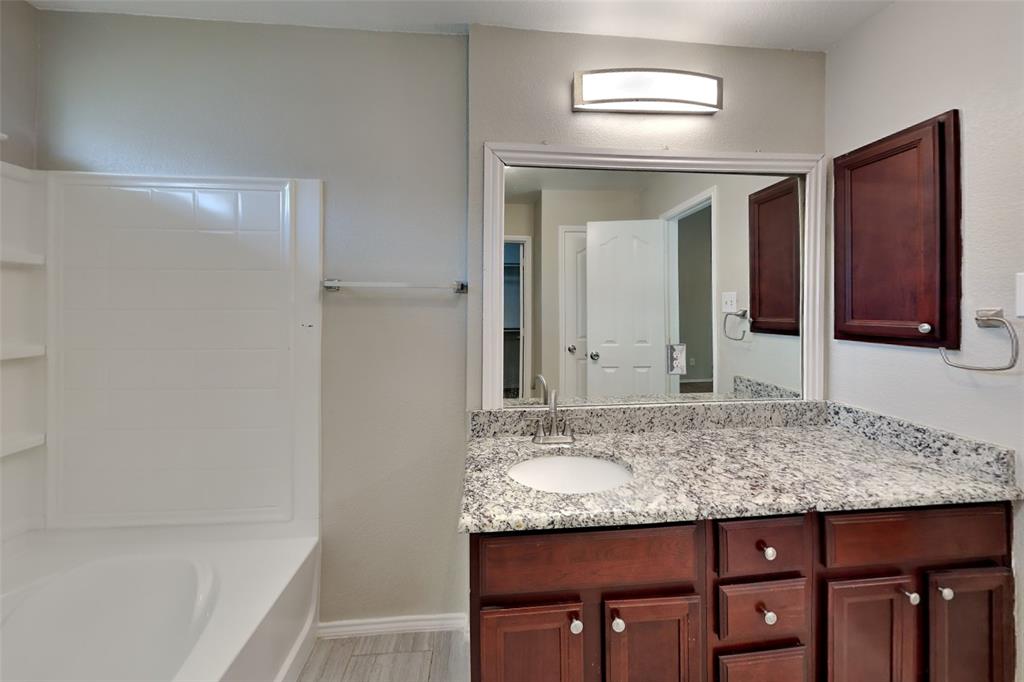 711 Blue Heron Property Photo 8