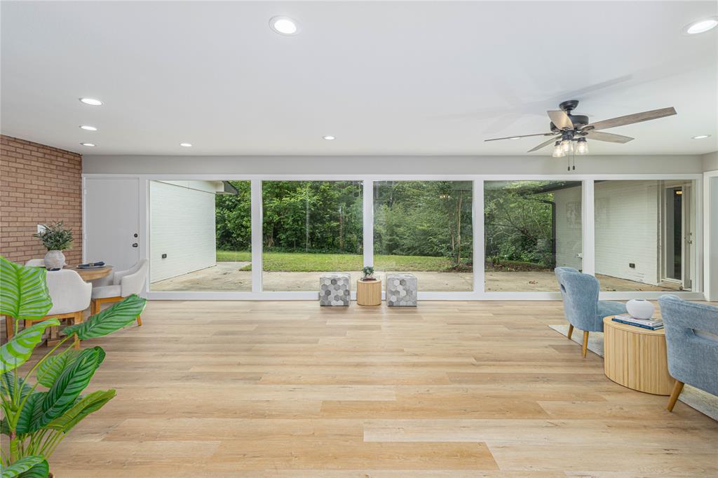 1709 Edgewood Drive Property Photo 1