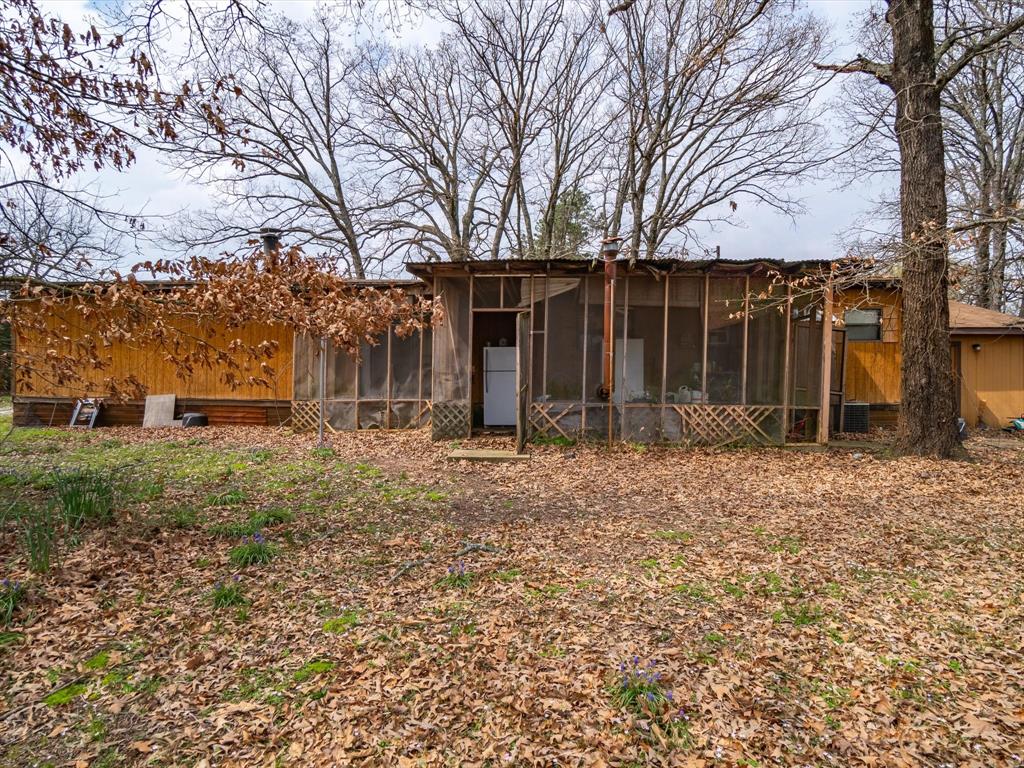 1940 County Road 1800 Property Photo 15