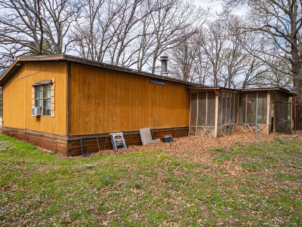 1940 County Road 1800 Property Photo 16