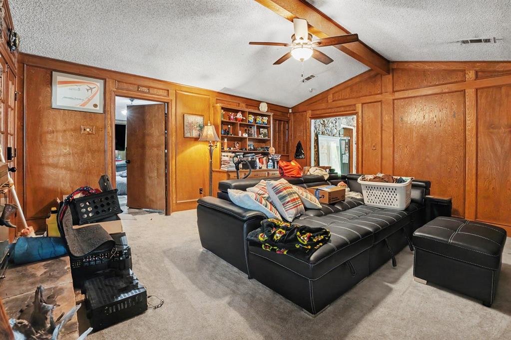 1215 Thunderbrook Drive Property Photo 3