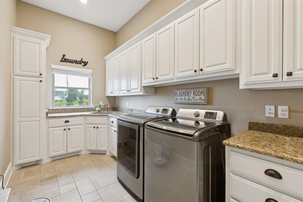 320 Tate Circle Property Photo 19