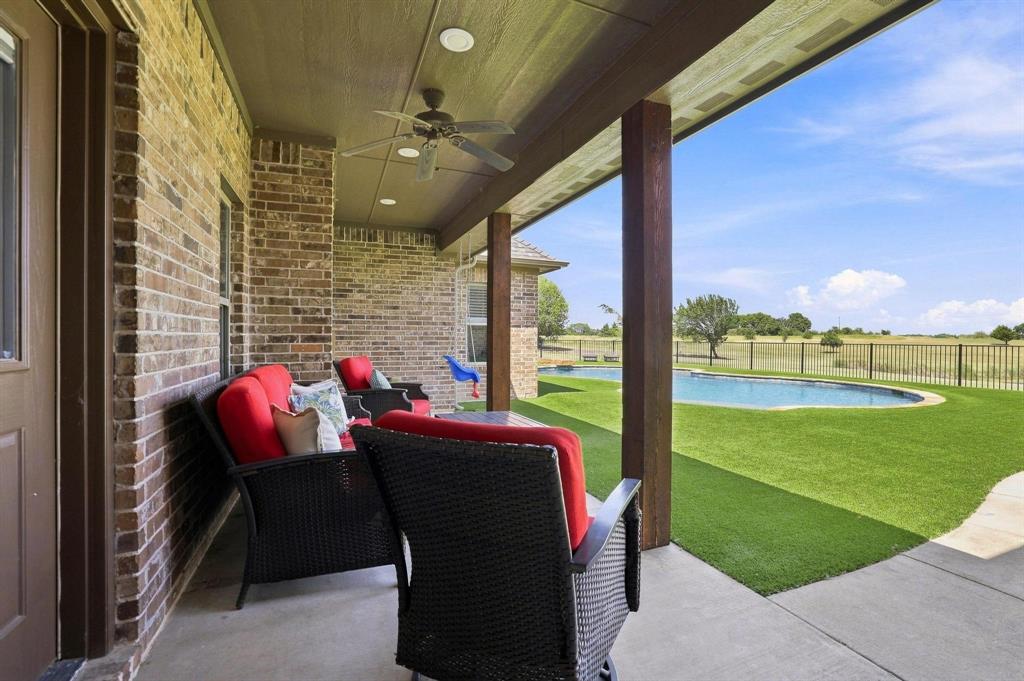 320 Tate Circle Property Photo 24
