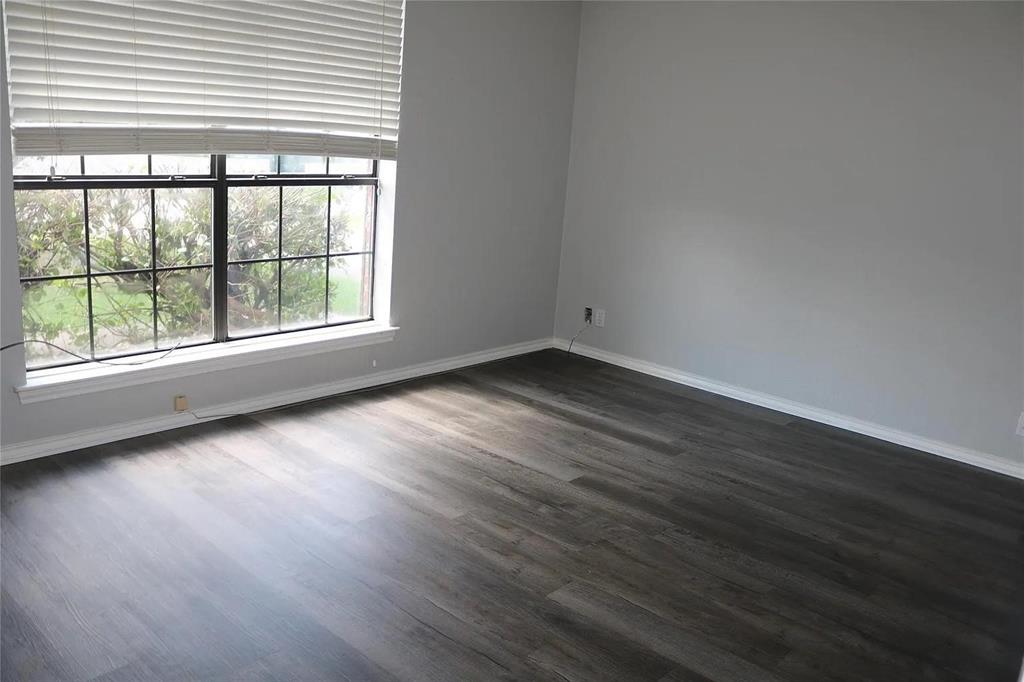 627 Cherry Lane Property Photo 12