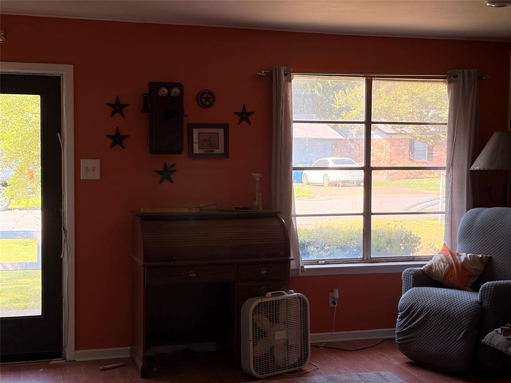135 N Imperial Drive Property Photo 4