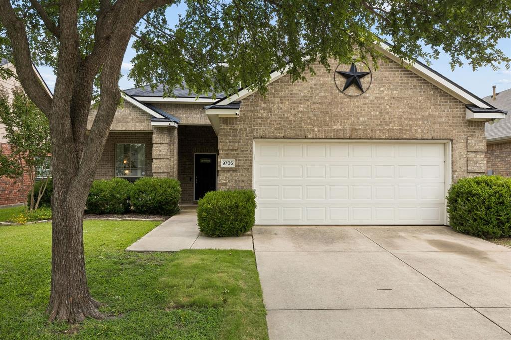9705 Starfire Drive Property Photo 1