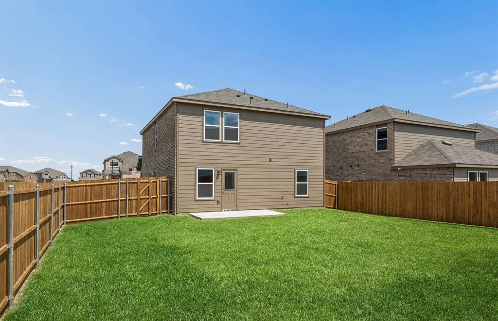 2102 Sugar Maple Lane Property Photo 18