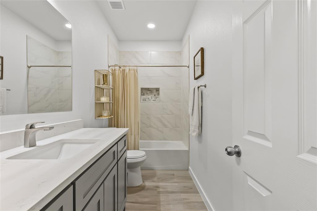 1326 Hemphill Street Property Photo 19