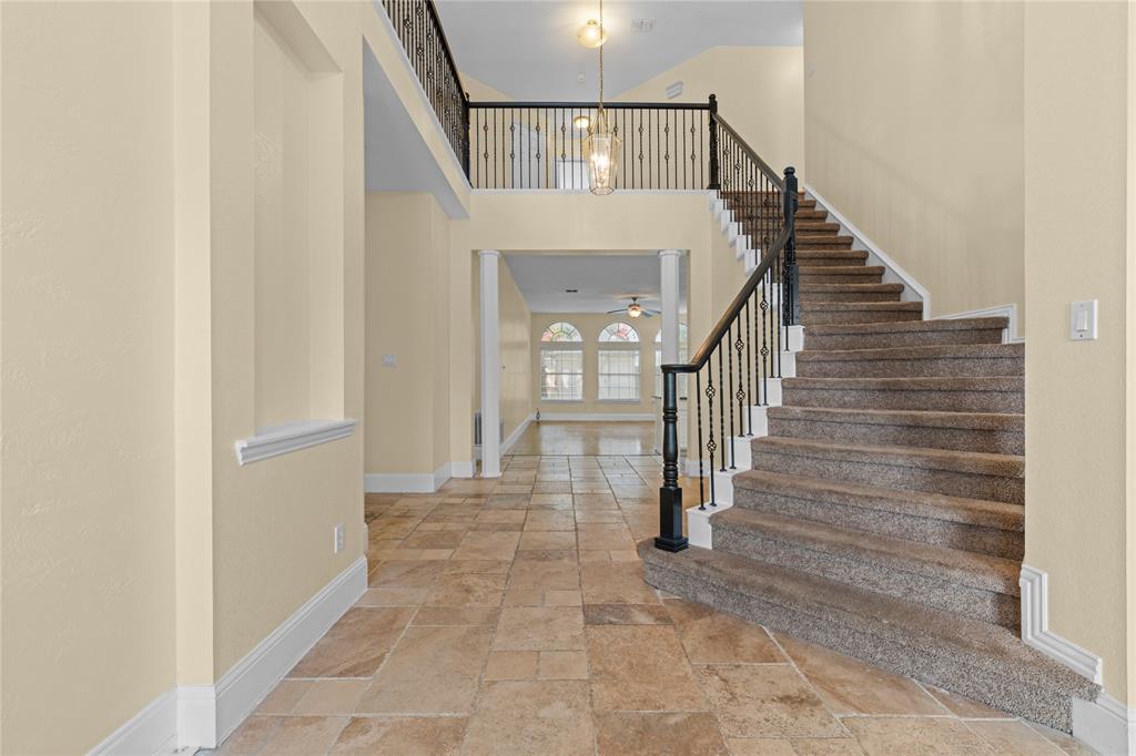 3607 Flagstone Drive Property Photo 4