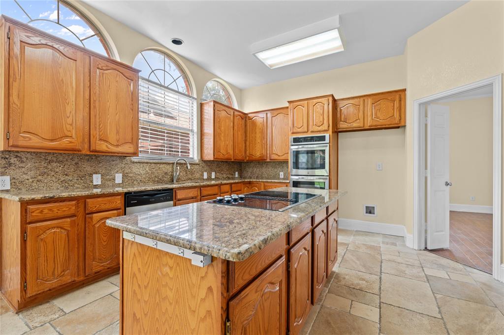 3607 Flagstone Drive Property Photo 7