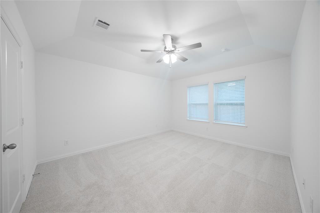 3404 Cloyce Box Drive Property Photo 15