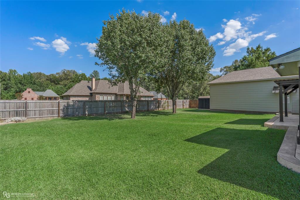 605 Jade Circle Property Photo 4