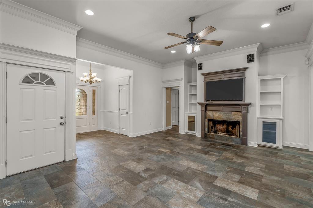 605 Jade Circle Property Photo 8