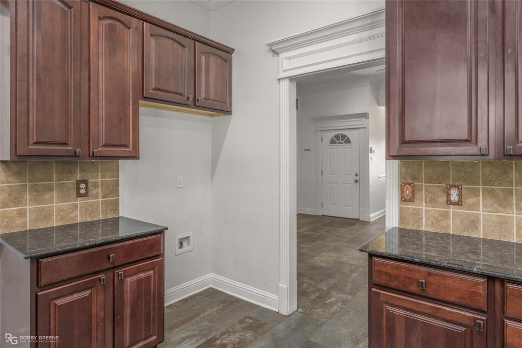 605 Jade Circle Property Photo 15