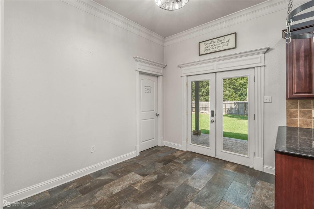 605 Jade Circle Property Photo 18