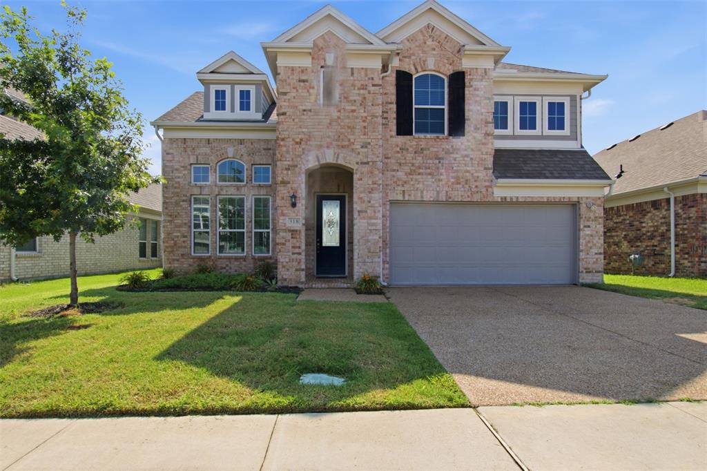 318 Gleneagles Drive Property Photo 1
