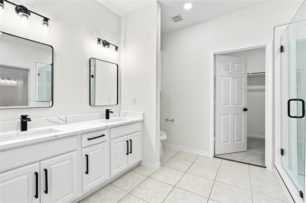 122 Clear Creek Drive Property Photo 13